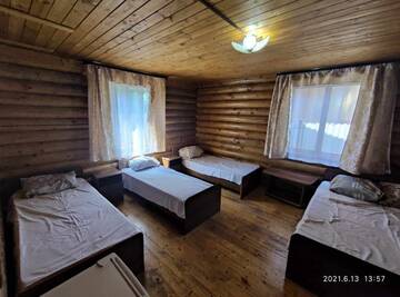 Фото номера Пятиместный стандарт Гостевой дом Bo Haus г. Цандрыпш 4