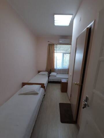Фото номера Трехместный номер с основными удобствами Гостевой дом Guesthouse Akop &amp; Laura г. Цандрыпш 2
