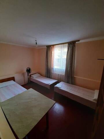 Фото номера Трехместный номер Гостевой дом Guesthouse Akop &amp; Laura г. Цандрыпш 2