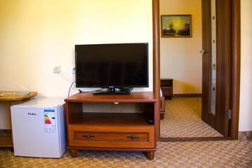 Фото номера Люкс Гостевой дом Valentina Guest House г. Цандрыпш 10