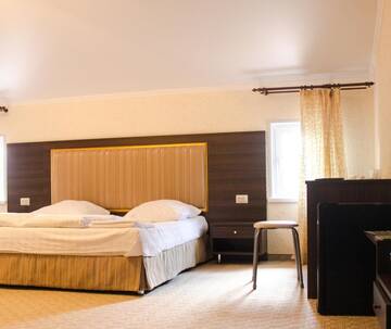 Фото номера Люкс с 1 спальней Гостевой дом Valentina Guest House г. Цандрыпш 5