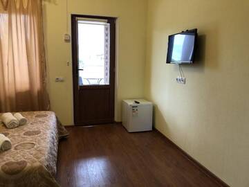 Фото номера Двухместный номер с 2 отдельными кроватями Гостевой дом Mini Hotel Platan г. Цандрыпш 26