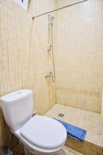 Фото номера Семейный люкс Гостевой дом Victoria Guest House г. Цандрыпш 6
