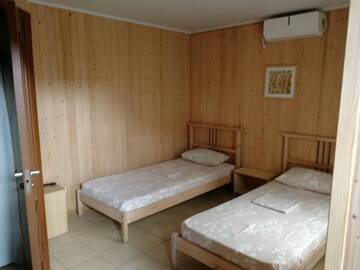 Фото номера Классический трехместный номер Гостевой дом Guesthouse Olga г. Цандрыпш 3