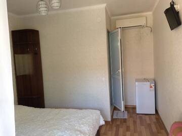 Фото номера Люкс Гостевой дом Hotel Damir г. Цандрыпш 16