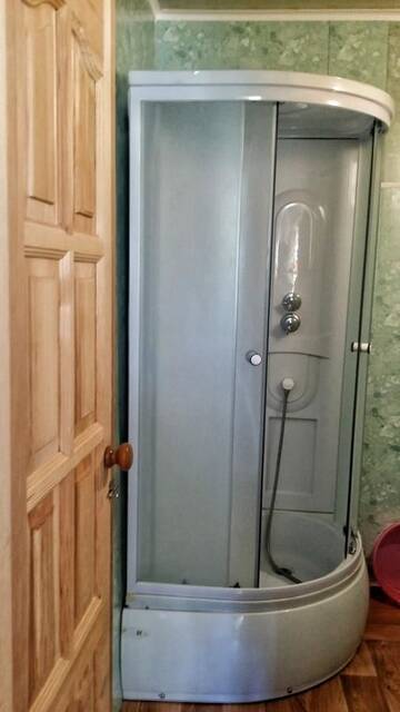 Фото номера Классический трехместный номер Гостевой дом Guest House Shanti г. Цандрыпш 11