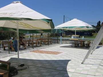 Фото номера Бюджетный трехместный номер Гостевой дом Mila Guest House г. Цандрыпш 4