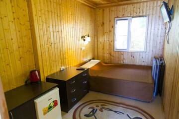 Фото номера Двухместный номер с 1 кроватью Гостевой дом Guest House U Larisy г. Цандрыпш 10