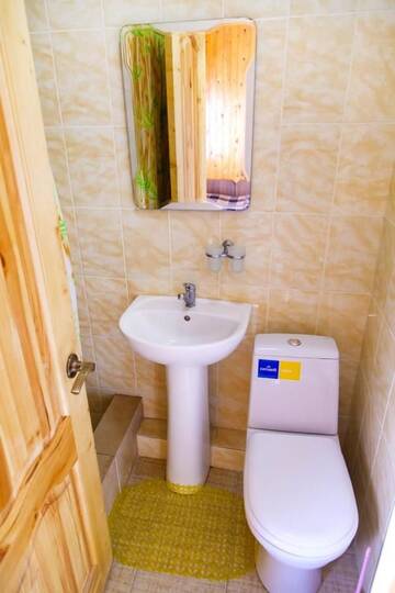 Фото номера Классический четырехместный номер Гостевой дом Guest House U Larisy г. Цандрыпш 6